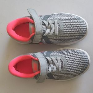 Girl's Nike Sneakers Size 11